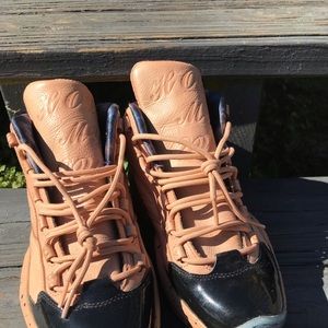 Reebok question “melody ehsani”